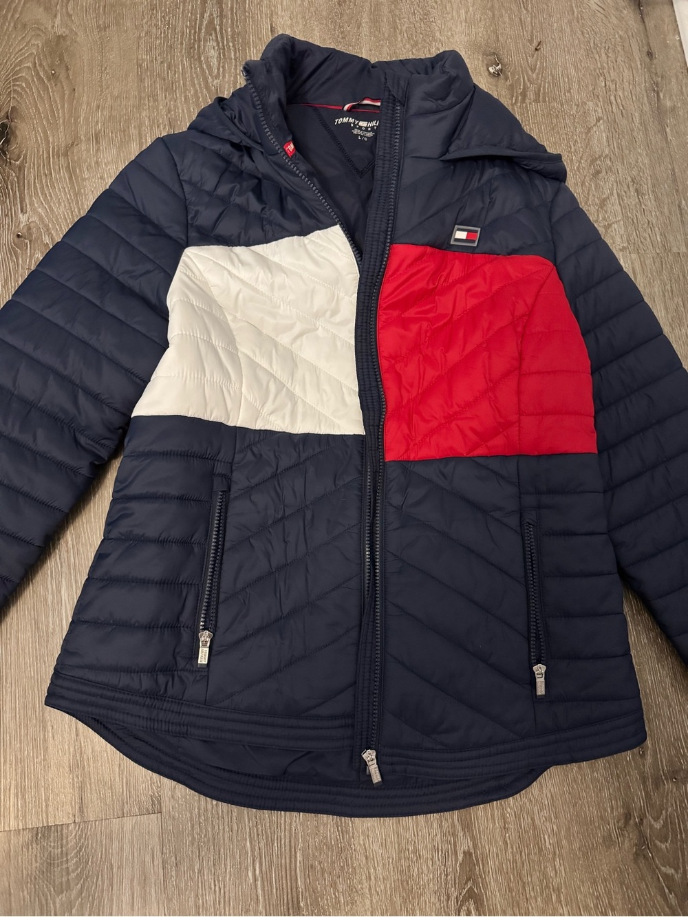 Tommy Hilfiger woman’s large Navy, Red & White Colorblock Puffer Jacket